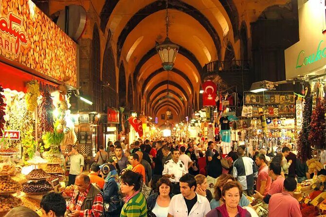 Journey Through Istanbul's History - Sahaflar Çarşısı (Book Bazaar): history you can browse