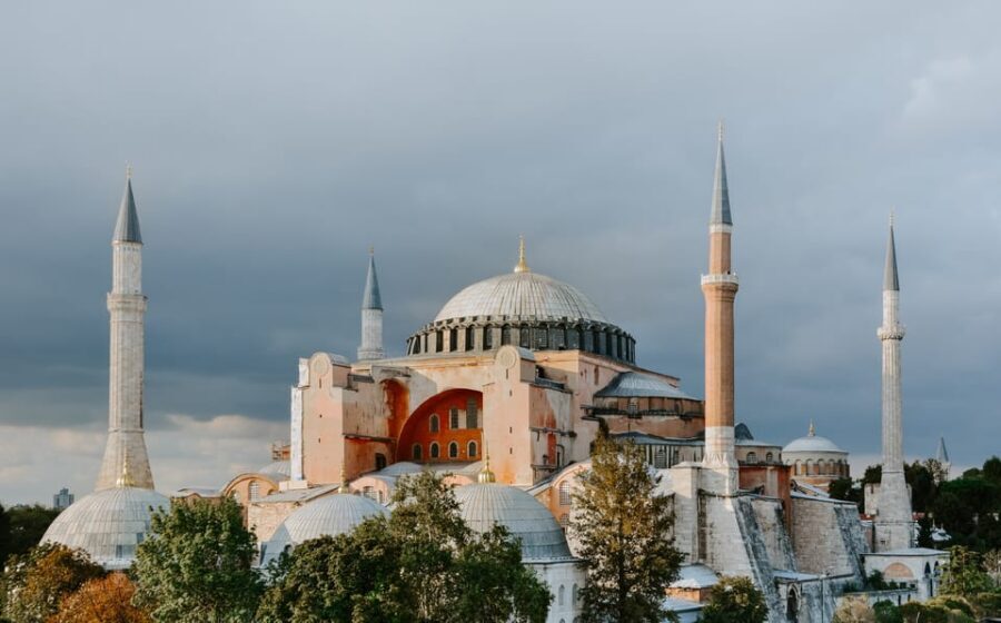Little Hagia Sophia, Blue Mosque & Hagia Sophia Walking Tour - The monuments around Sultanahmet Square: German Fountain and Theodosius Obelisk