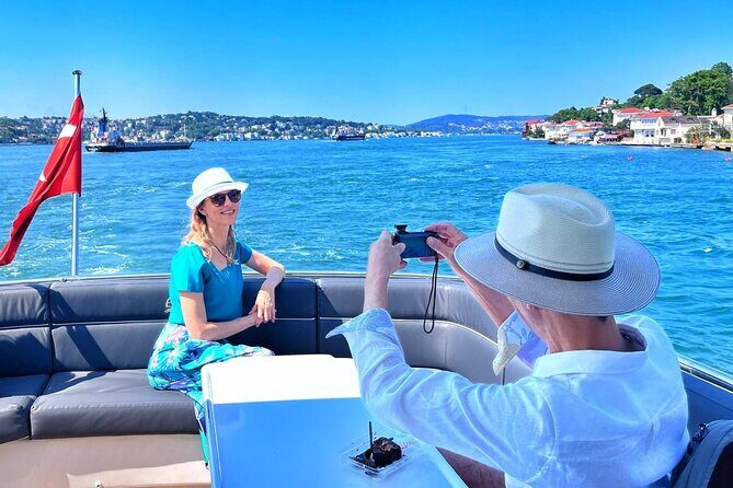 Luxury Bosphorus Yacht Cruise – Stopover in Asian Side - The cruise route: Europe-to-Asia sights you’ll recognize fast