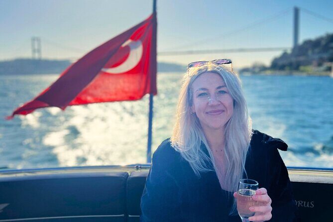 Luxury Bosphorus Yacht Tour – Asian Side Stop & Exploration - Asian Side Stop in Kanlıca Meydani: The Yogurt Moment