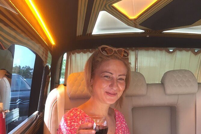 Luxury Maybaych Van İstanbul Airport Meet Transfer - Pickup Timing That Fits Your Flight (Not Your Guess)