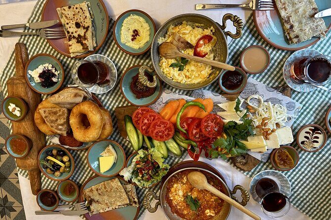Luxury Private and Guided Istanbul Food Tour with a local guide - Key highlights at a glance