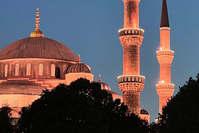 Luxury Private Istanbul Tour (allTickets and Transfers) VIP OSCAR - Blue Mosque: six minarets, blue tiles, and a quick stop that still hits