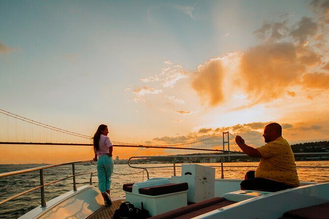 Luxury Sunset Yacht Cruise on the Bosphorus – Refresh & Relax - Stop-by-stop: Dolmabahçe, Ortaköy, and the Bridge at night