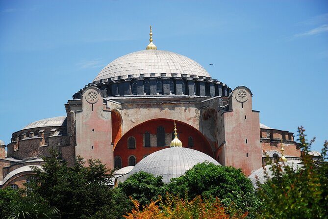 Magical Sights of Istanbul Private Walking Tour - Stop 1: Blue Mosque (Sultanahmet) and those blue tiles