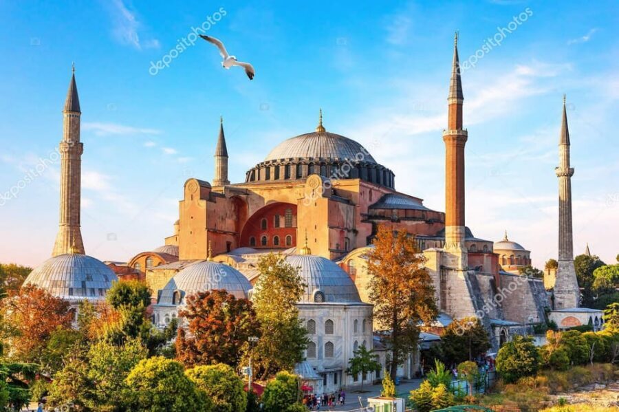 Magnificent Mosques of Istanbul - Starting at the German Fountain: get your bearings fast