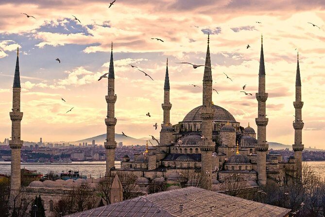 Must See in Istanbul: Private Full-Day Experience & Local Lunch - Topkapi Palace: sultans, the Bosphorus view, and what’s included