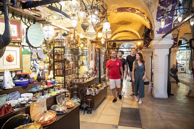 Must See in Istanbul: Private Full-Day Experience & Local Lunch - Meeting point and timing: 8:30 am start and a smooth end near the shops