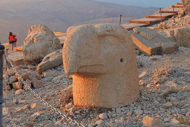 Nemrut Mountain Tour from Istanbul - 2 Days 1 Night - Karakuş Tumulusu: Eagle-Top Columns and Royal Tomb Clues