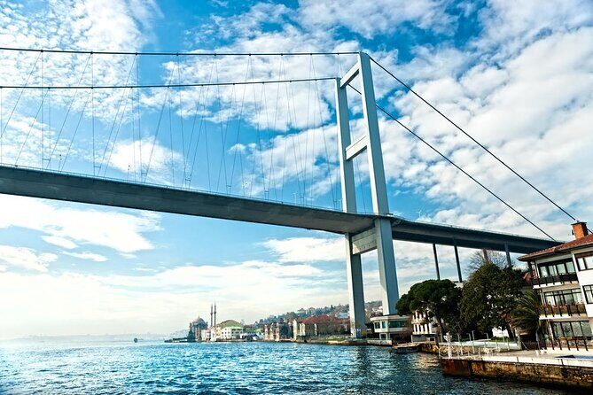 New Year's Party on the Bosphorus Dinner Cruise - The New Year vibe: 360° views, music, and real on-boat party energy