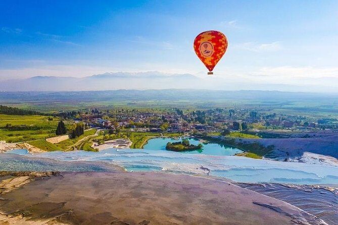 Pamukkale Day Tour From Istanbul /w flight - Istanbul to Pamukkale: how the 16-hour day stays manageable