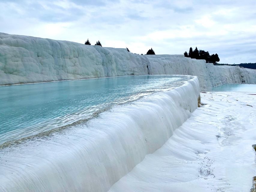 Pamukkale Day Tour With Flights and Transfers from Istanbul - Lunch, Free Time, and the Onyx Factory Stop: Time Use, Not Just Stops