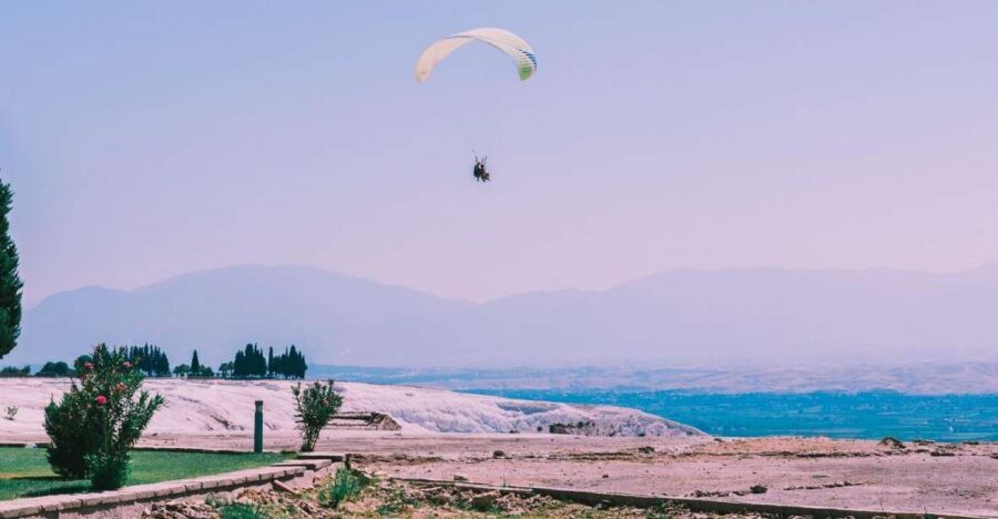Pamukkale: Tandem Paragliding Experience - Getting from your Pamukkale hotel to the mountain launch point
