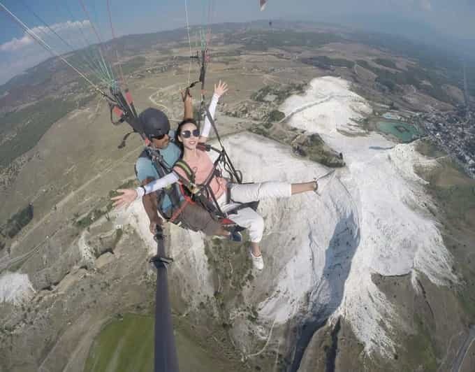 Pamukkale: Tandem Paragliding with Ancient Hierapolis Views - Getting there calmly: hotel pickup, small groups, and waiting rules