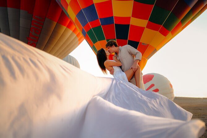 Photoshoot with Balloons in Cappadocia - Who this Cappadocia balloon photoshoot suits best