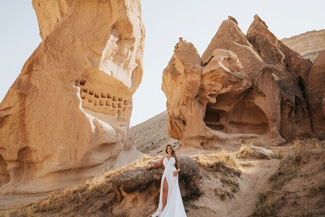 Photoshoot with Balloons in Cappadocia - Gulludere Vadisi: church-area ruins and the secret cave crevice