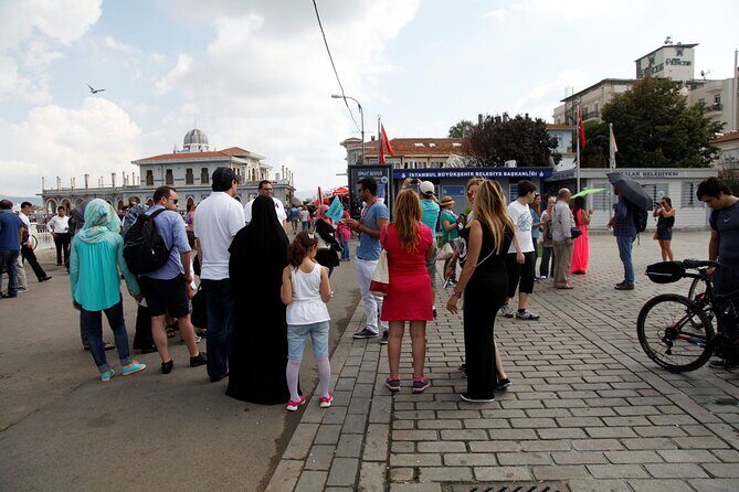 Princes Islands Tour WITH Private Boat, optional Pickup & Lunch - Kınalıada (Henna Island): The Easy Early Island Escape