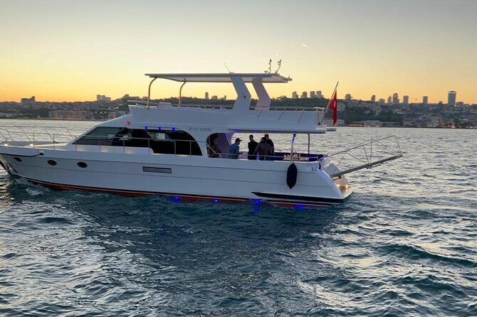 Private 2-Hour Bosphorus Cruise with Yacth - Beylerbeyi Palace on the Water: Ottoman Grandeur, Up Close
