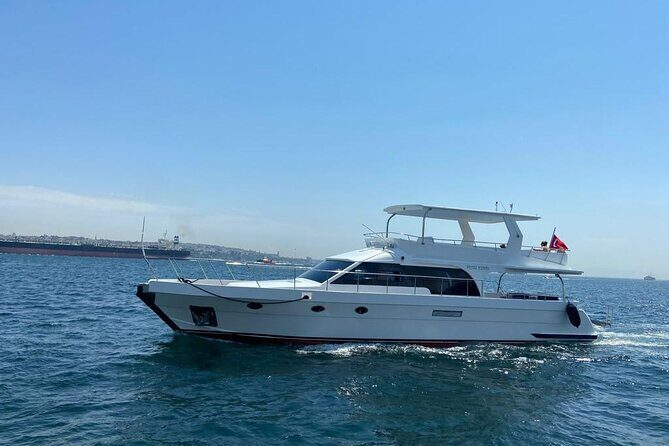 Private 2-Hour Bosphorus Cruise with Yacth - Ortaköy Bridge and Mosque: The Photo Stop You’ll Want to Repeat