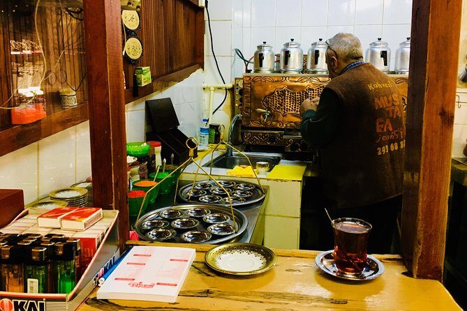 Private and guided Istanbul food tour - Taste of Istanbul - What this Istanbul food tour feels like in real life