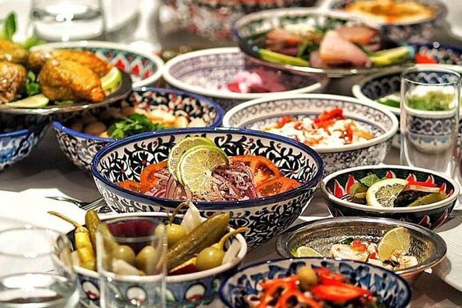 Private and guided Istanbul food tour - Taste of Istanbul - End point at Kadıköy ferry station: easy return and flexible timing