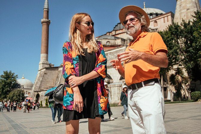 Private City Kickstart Tour: Istanbul - Stop 1: Blue Mosque in 20 Minutes