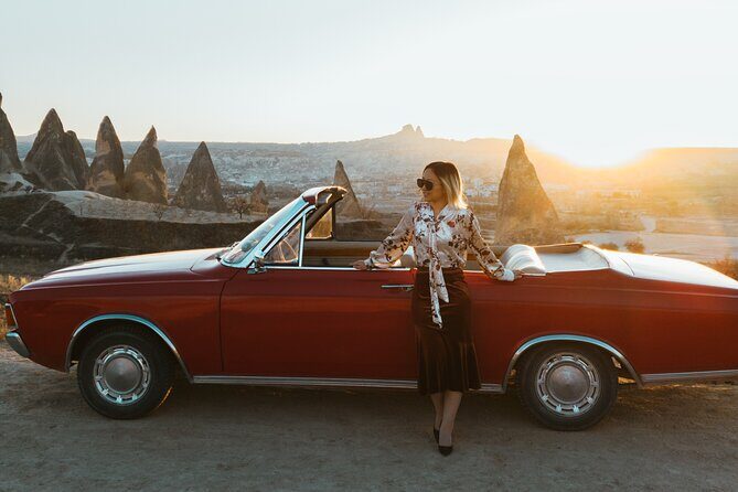 Private Classic Car Sunrise Balloon Chasing Experience - How The Classic Car Balloon Chasing Works Out of Göreme