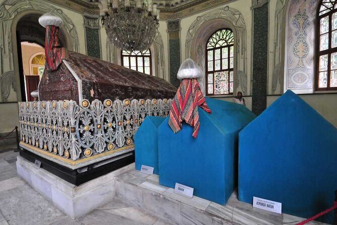 Private Full-Day Tour in Bursa luxury VIP Car With Driver - Ulu Camii and the late-14th-century bazaar atmosphere