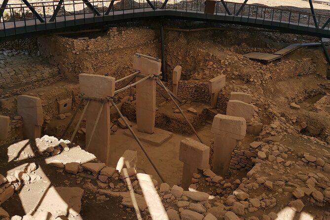 Private Gobeklitepe Tour from Istanbul by Plane - Karahantepe: the sister-site bonus with serious carving power