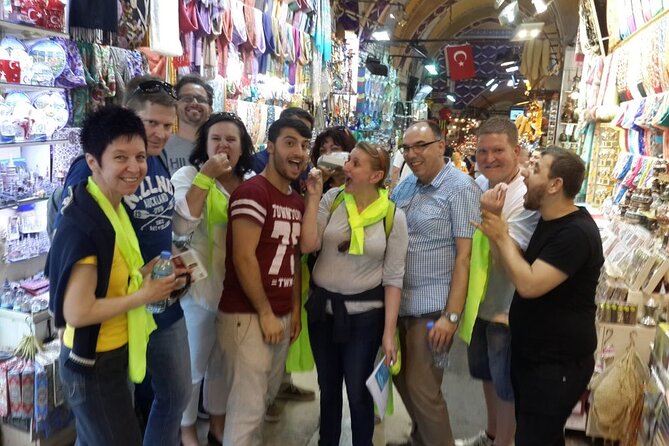 Private Grand Bazaar Tour Istanbul - Inside the Grand Bazaar maze: how your guide changes your shopping route