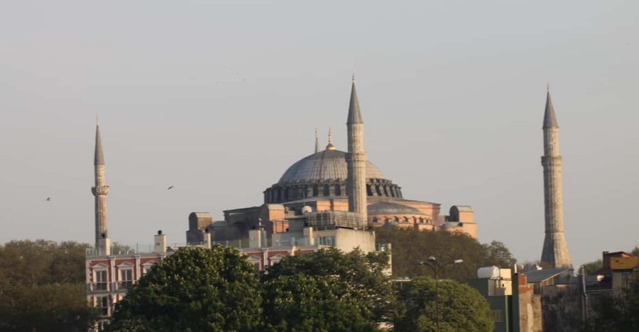 Private Guide in Istanbul Old City - Hagia Sophia: The Centerpiece Where Empires Overlap