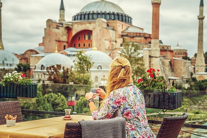 Private Istanbul Day Tour – Car & English Driver - Grand Bazaar: shopping time that includes a real lunch break