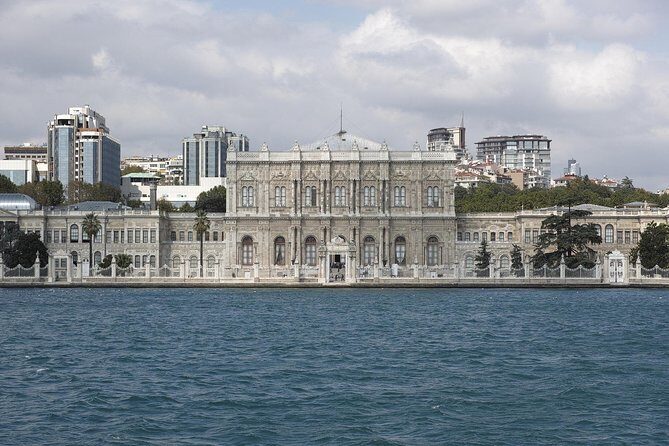 Private Istanbul Tour – Full Day of Iconic Sights & Local Gems - Galata Tower and Taksim Square: add a skyline moment and a modern pulse