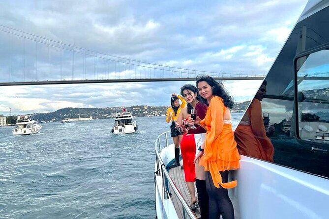 Private Luxury Yacht Cruise in Istanbul Bosphorus - Dolmabahçe Palace from the Water: Power, Diplomacy, and 19th-Century Glamour