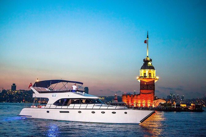 Private Luxury Yacht Cruise in Istanbul Bosphorus - Onboard Comfort: Snacks, Drinks, and What “Private” Really Changes