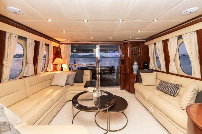 Private Luxury Yacht Cruise on Bosphorus - Snacks, drinks, and onboard comfort: the small stuff that matters