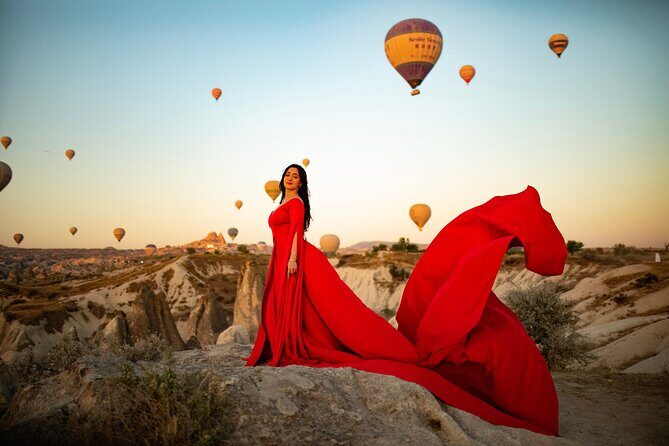 Private Photoshoot in Cappadocia - Göreme stop + Cavuşin area: where the session gains texture