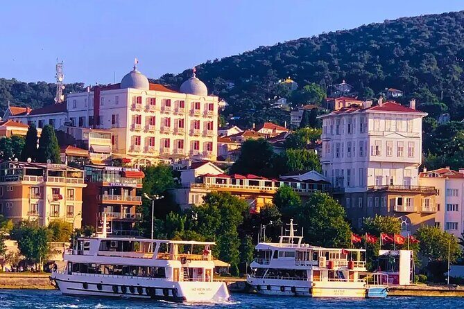 Private Princes' Islands Tour - Büyükada’s calm start: coffee or tea with sea views