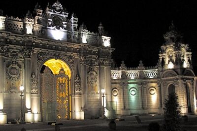 Private Sightseeing in Istanbul By Night - Blue Mosque After Dark: Quick Views and Ticket Timing