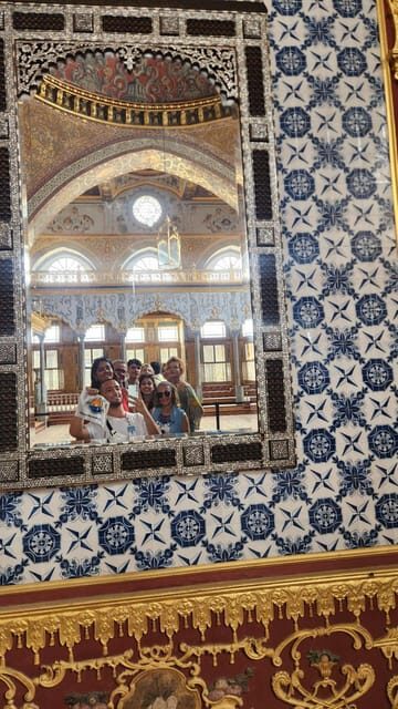 Private Topkapi Palace and Harem Tour with Skip Line Entry - Meeting at Orient Market and getting into the palace fast