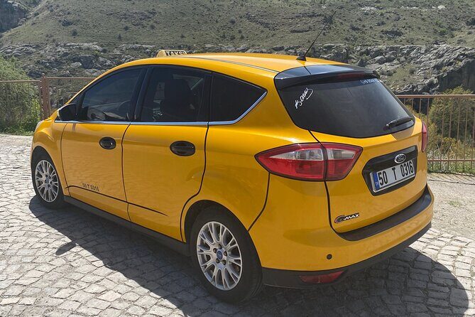 Private Transfer from Nevşehir (NAV) Airport to Cappadocia Hotels - The ride itself: air-conditioning, bottled water, and practical timing