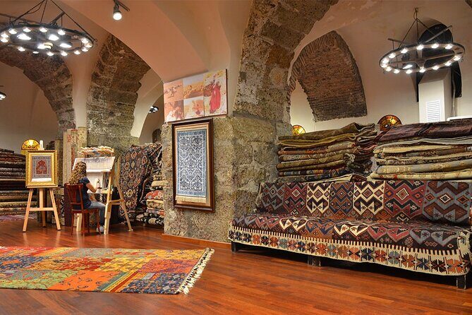 Private Turkish Carpet Shopping at Historic Caravanserai - The Curated Carpet Presentation: Choose With a Guide, Not With Luck