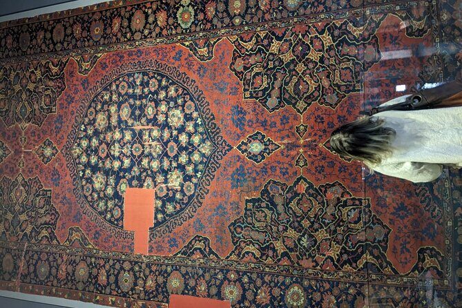 Private Turkish Carpet Shopping at Historic Caravanserai - Watch the Materials Become Pattern: Weaving and Silk in Plain View