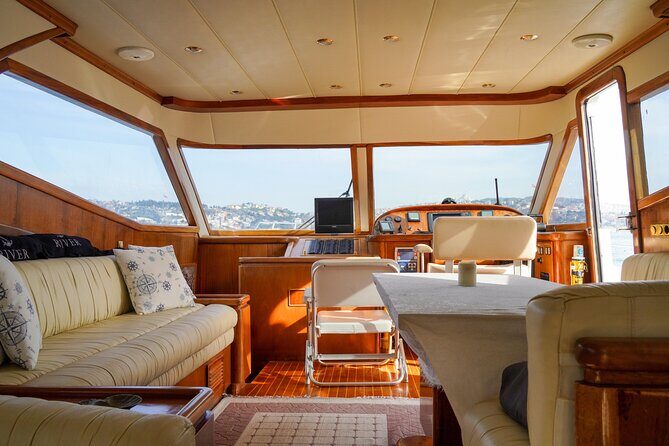 Private Yacht Cruise on Bosphorus - Two Suspension Bridges: Europe to Asia in One Ride