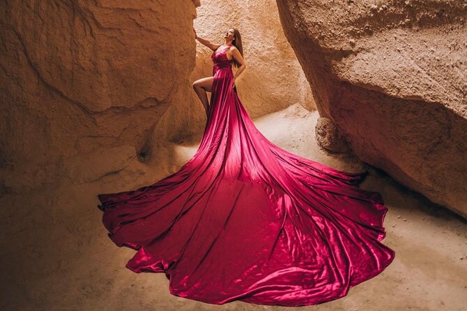 Professional Photo shooting in Cappadocia. - Extras: horses, classic car, and what costs extra