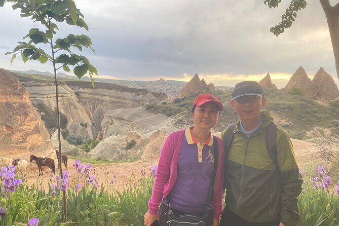 Red & Rose Valley Sunset Hiking Tour with a Trekking Dog "Oscar" - Key highlights you should care about