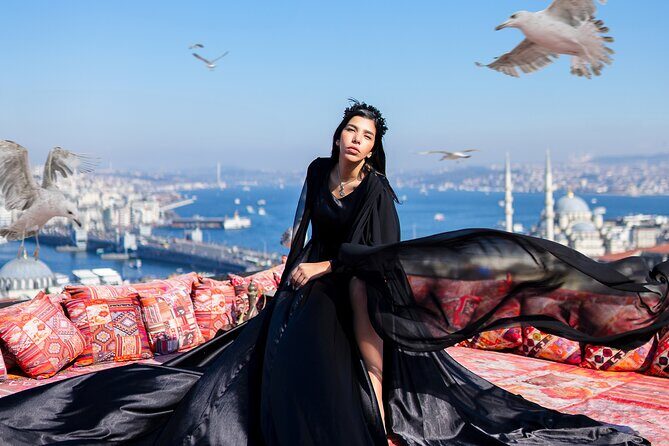 Rooftop Photoshoot in Istanbul - Meeting at Süleymaniye: why starting there helps your whole session