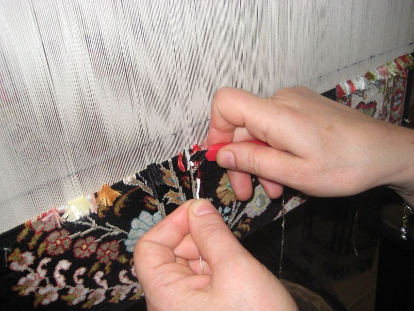 Rug Shopping Private Tour with expert Grand Bazaar - How wholesalers change the price conversation (and your options)