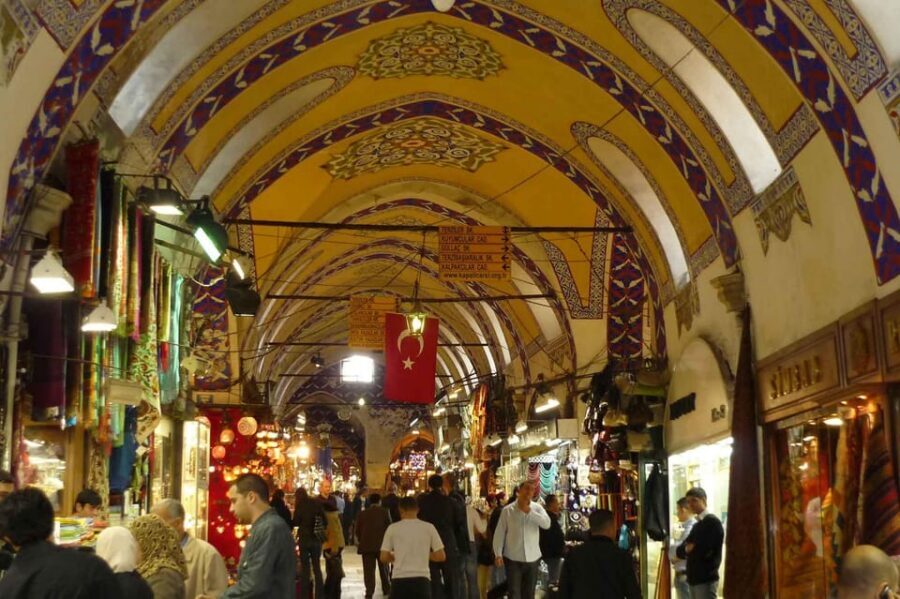 Rug Shopping Private Tour with expert Grand Bazaar - Who this tour is best for (and who should skip it)