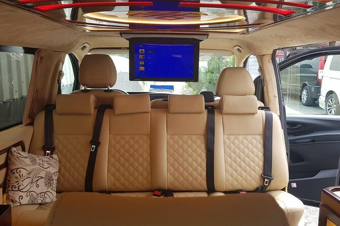 Sabiha Gokcen Airport Transfer - Round Trip - The timing edge: 24/7 tracking and 90 minutes free waiting